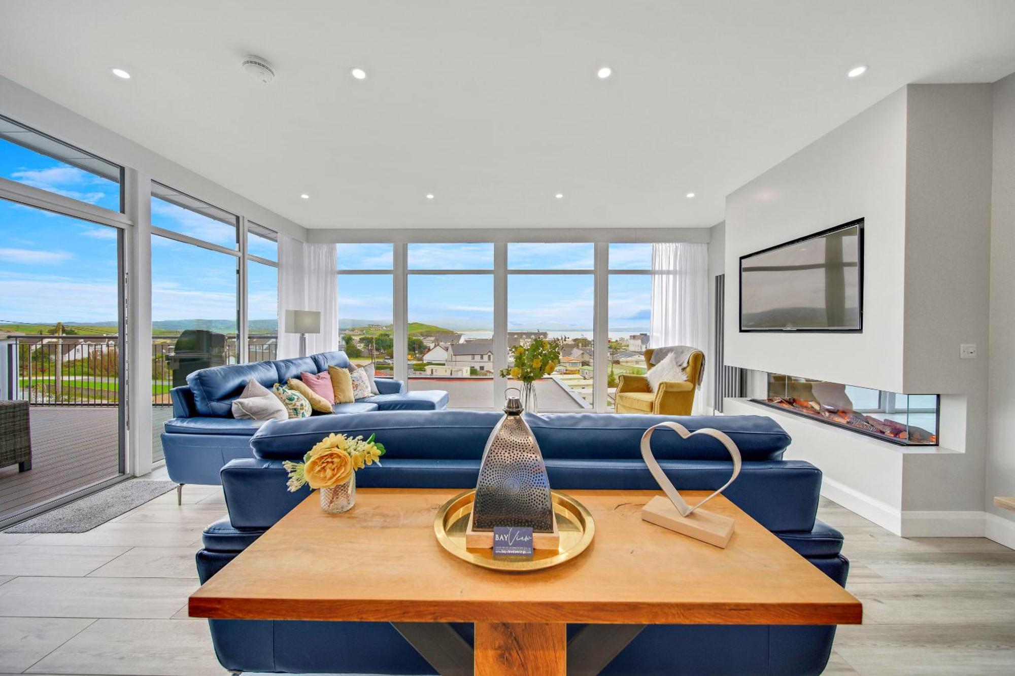 Bayview Luxury 4 Bedroom Penthouse داونيغس المظهر الخارجي الصورة