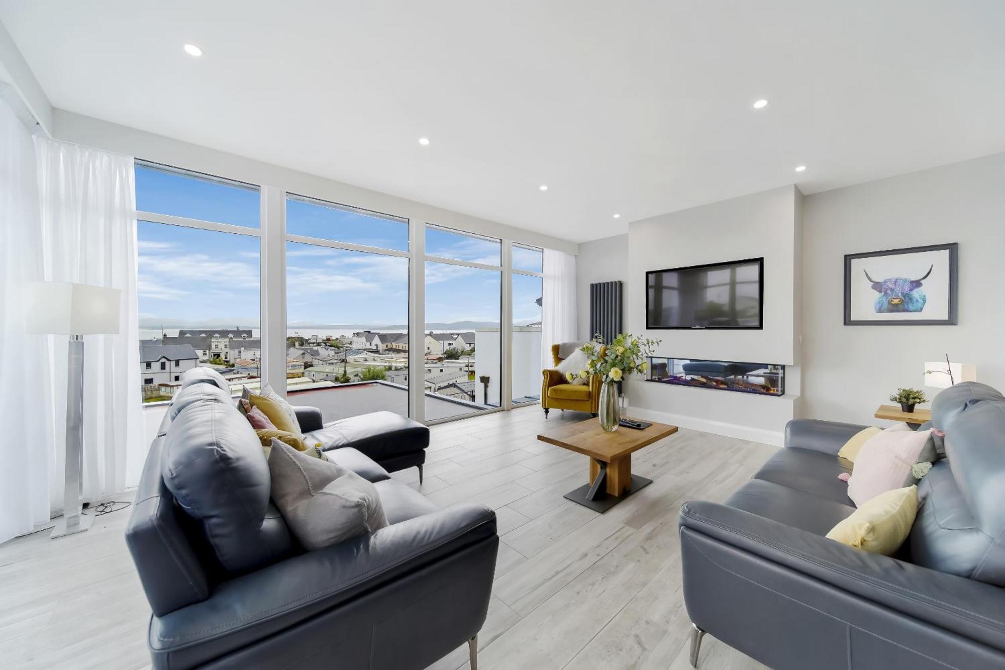 Bayview Luxury 4 Bedroom Penthouse داونيغس المظهر الخارجي الصورة